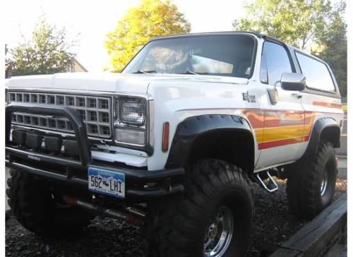 Monster truck! lifted truck