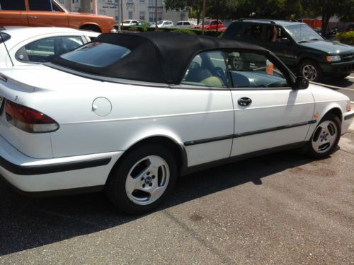 1999 saab 9-3 base convertible 2-door 2.0l