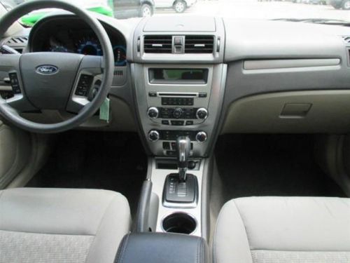 2012 ford fusion se