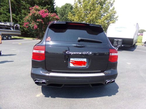 2010 porsche cayenne gts