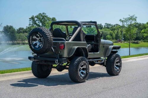 1988 jeep wrangler 4x4 excellent condition and low miles