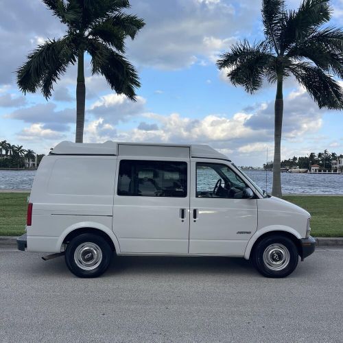 1999 chevrolet astro 46k miles power handicap lift ramp non smoker!