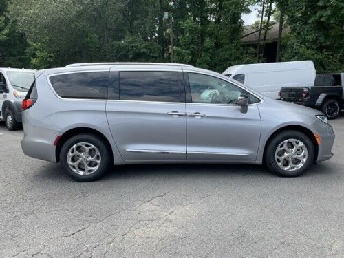 2021 chrysler pacifica limited