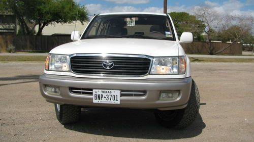 1999 toyota land cruiser base sport utility 4-door 4.7l