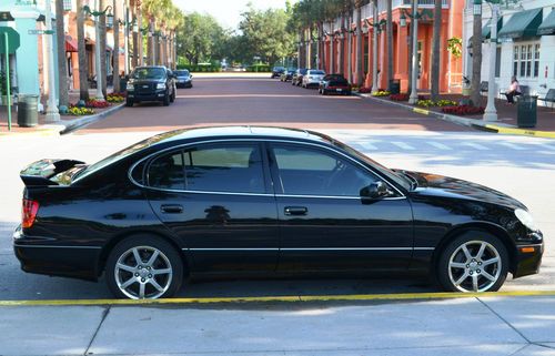 Gs430 4-dr luxury sedan, 2003 triple black,  4.3 liter 300hp, 4 cam, 32valve, v8