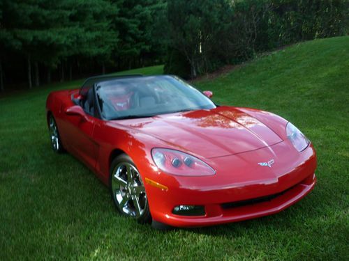 2005 chevrolet corvette base convertible 2-door 6.0l