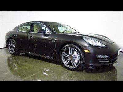 2011 porsche panamera 4s