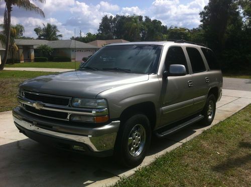 2000 chevrolet tahoe lt sport utility 4-door 5.3l