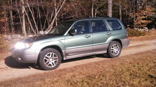 2006 llbean sport edition 2.5i automatic, green,  140k