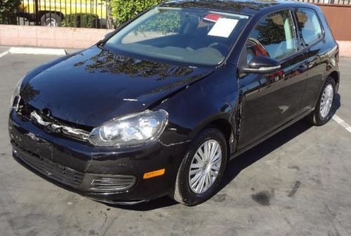 2012 volkswagen golf hatchback 2dr with only 6k miles