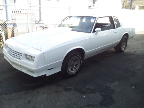 White 86 super sport monte carlo