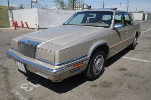 1990 chrysler new yorker landau sedan automatic 6 cylinder  no reserve