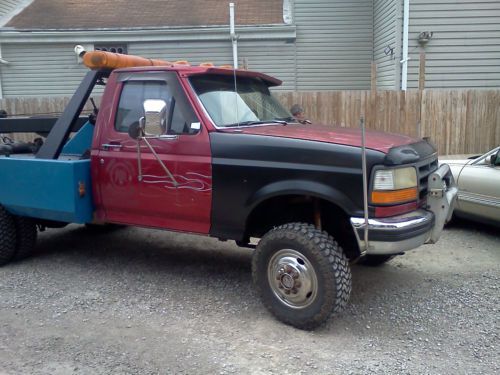 Ford f 350 wrecker 4x4 nice truck ready to tow