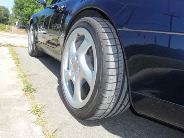 Porsche 911 carrera coupe 2-door