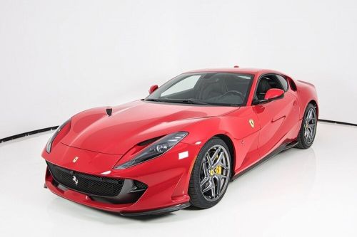 2019 ferrari 812 superfast .