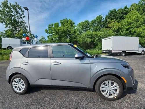 2024 kia soul lx