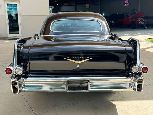 1957 cadillac fleetwood