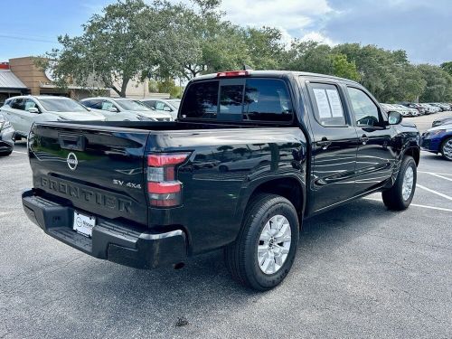 2022 nissan frontier sv