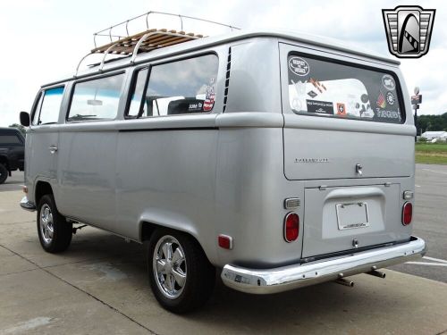 1971 volkswagen bus/vanagon