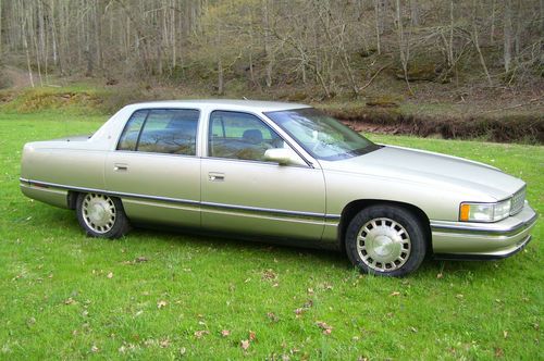 1996 cadillac deville base sedan 4-door 4.6l