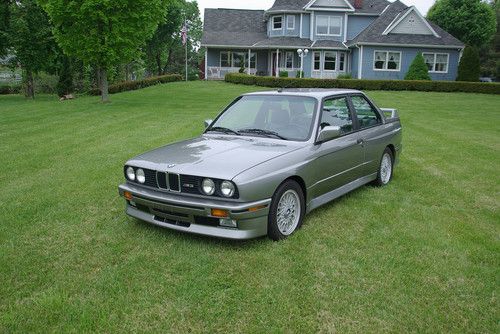 89 1989 bmw e30 m3         50,548 original miles          excellent condition!!!