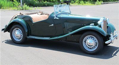 Roadster 53 vintage classic restored original british racing green 2 dr converti