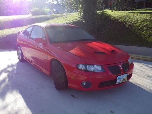 2005 pontiac gto base coupe 2-door 6.0l