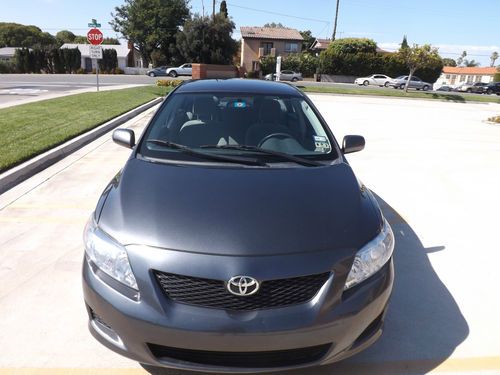 2010 toyota corolla le sedan 4-door 1.8l