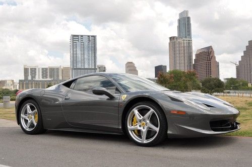 2011 ferrari 458 italia base coupe 2-door 4.5l