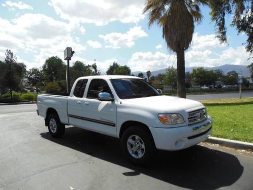 2006 toyota tundra sr5 extended cab 4 door ** low miles ** clean title * dealer