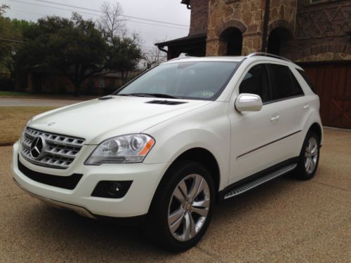 I&#039;m selling this 2010 white mercedes-benz ml 350