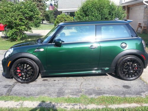 Rare, ultra-low-mile (13k!!) john cooper works in british racing green