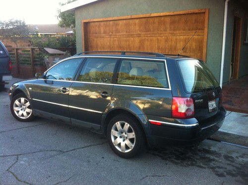 2001 volkswagen passat glx wagon 4-door 2.8l