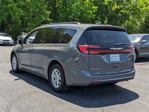 2022 chrysler pacifica touring l