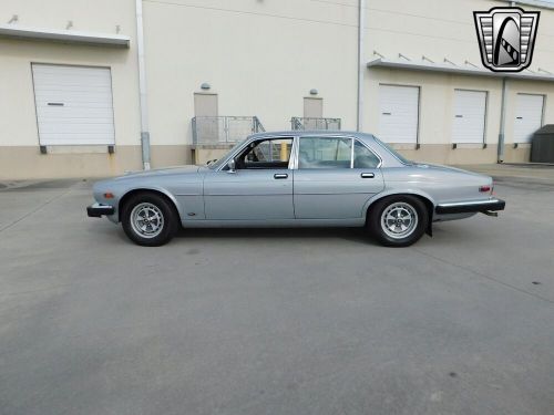 1985 jaguar xj6