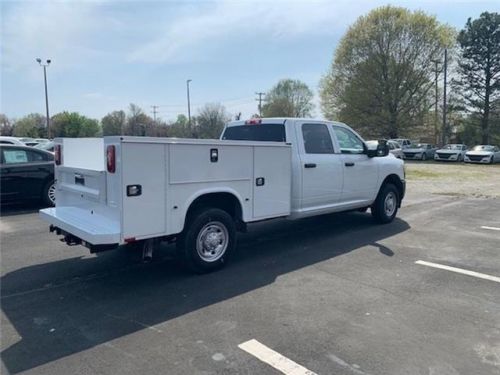 2024 ram 2500 ram 2500 tradesman crew cab 4x2 8&#039; box