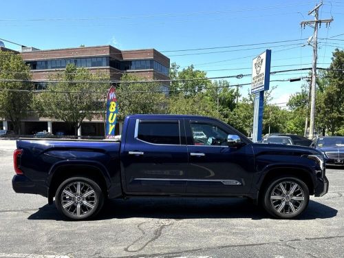 2023 toyota tundra capstone hybrid crewmax 5.5&#039; bed (natl)