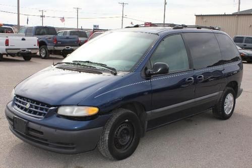 2000 chrysler voyager high miles runs and drives no res