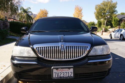 2005 lincoln town car signature sedan 4-door 4.6l