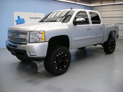 We finance!!  2011 chevrolet silverado 1500 lt z-71 4x4 flex-fuel lift xm 20 rim