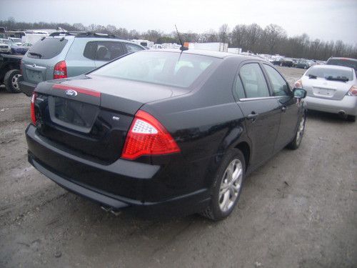 2012 ford fusion se sedan 4-door 2.5l