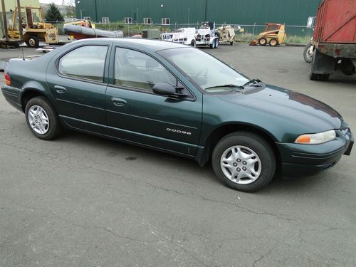 1999 dodge istratus base 4 door sedan