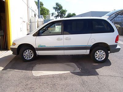 Dodge : caravan electric