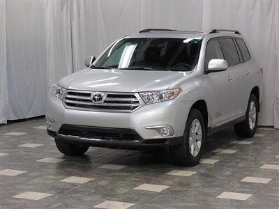 2011 toyota highlander se v6 4wd 33k wrnty leather sunrood 3rdrow leather awd