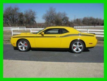 2010 challenger srt8 6.1l v8 16v manual rwd coupe premium leather cd