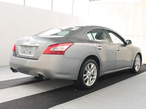 2009 nissan maxima sv sedan 4-door 3.5l