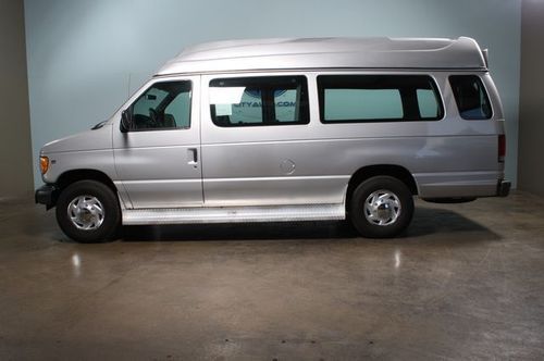 2002 ford e-350 econoline handicap lift van