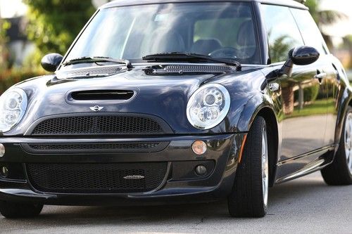 John cooper works astro black metallic 2006