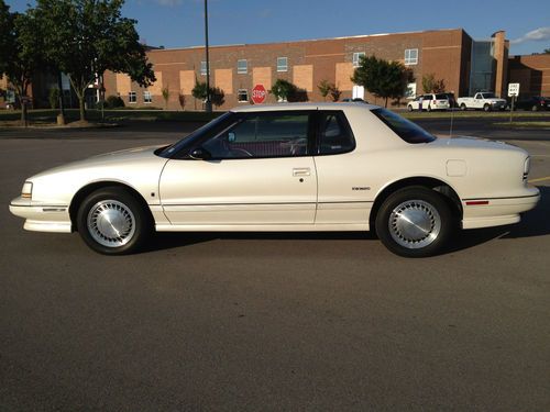 1992 oldsmobile toronado trofeo coupe 2-door 3.8l