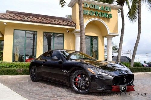 Sport model, red calipers, wood wheel, contrast red stitch, trident headrests!!!